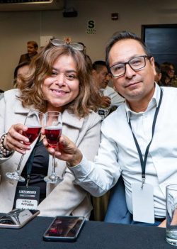 SÉ UN DISTRIBUIDOR OFICIAL DE TORITO BAJAJ